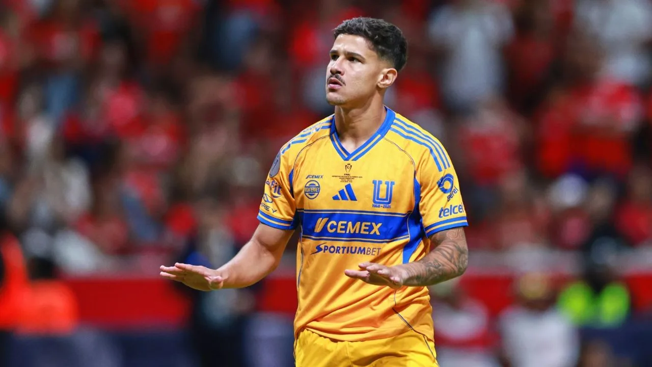Rómulo Zwarg podría regresar a Brasil con Cruzeiro en el mercado de transferencias