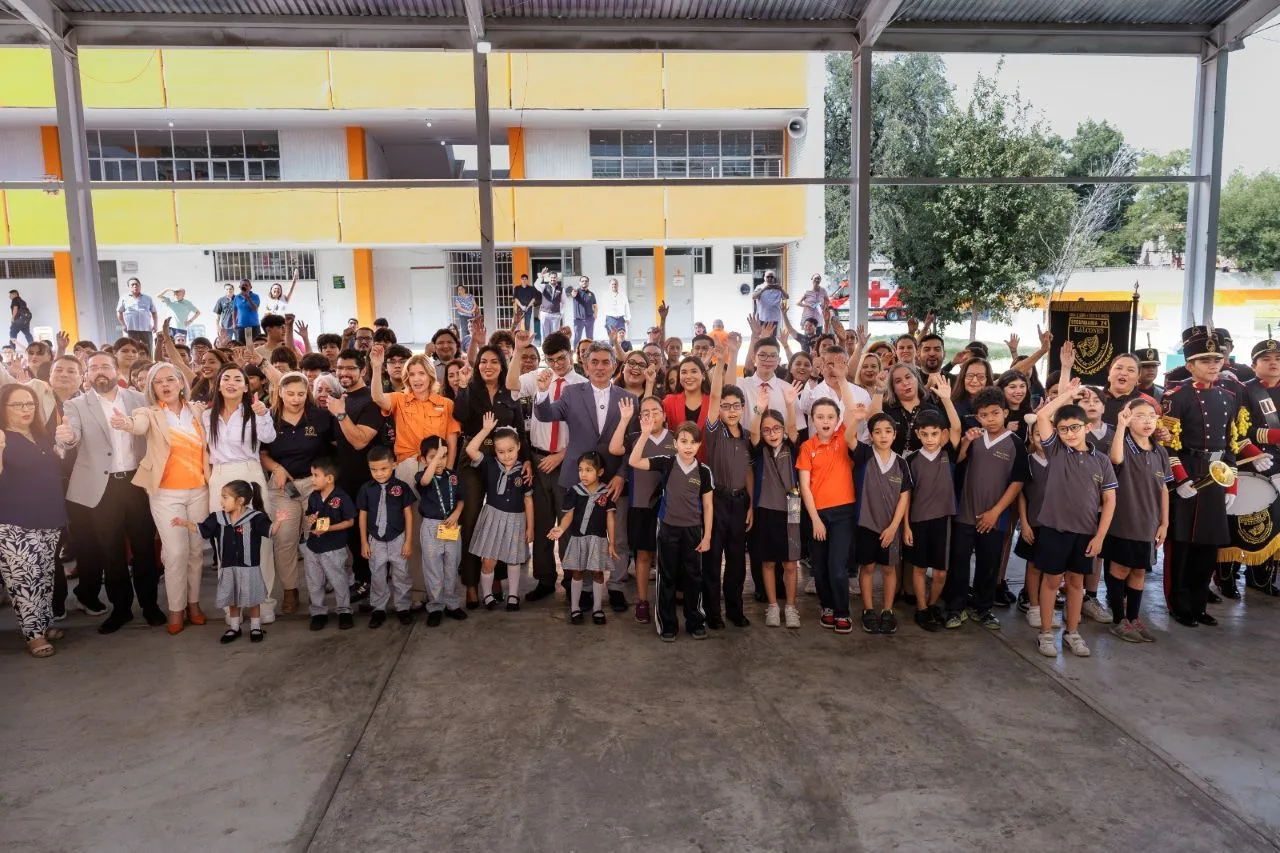 Más de un millón de estudiantes concluyen ciclo escolar en Nuevo León