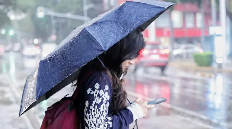 Inician lluvias en Nuevo León; Protección Civil emite recomendaciones