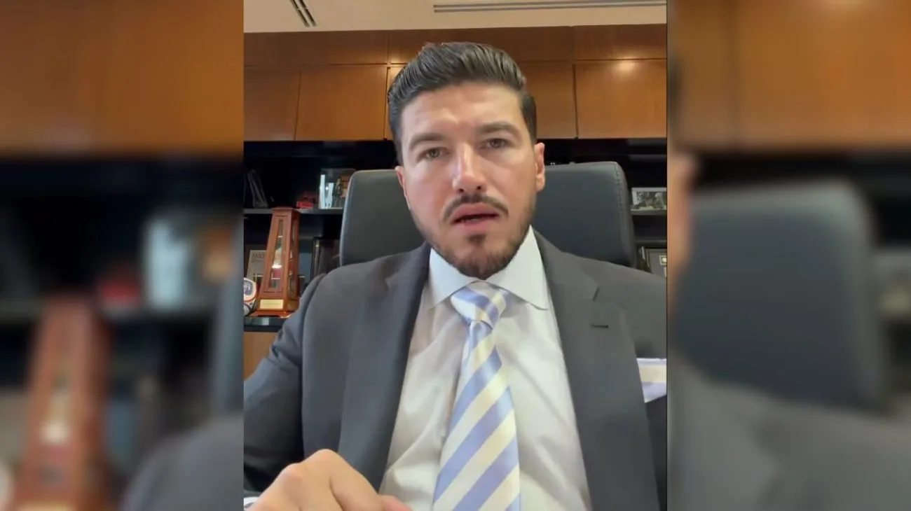 Samuel García desestima acusaciones de triangulación financiera como un 'show político'