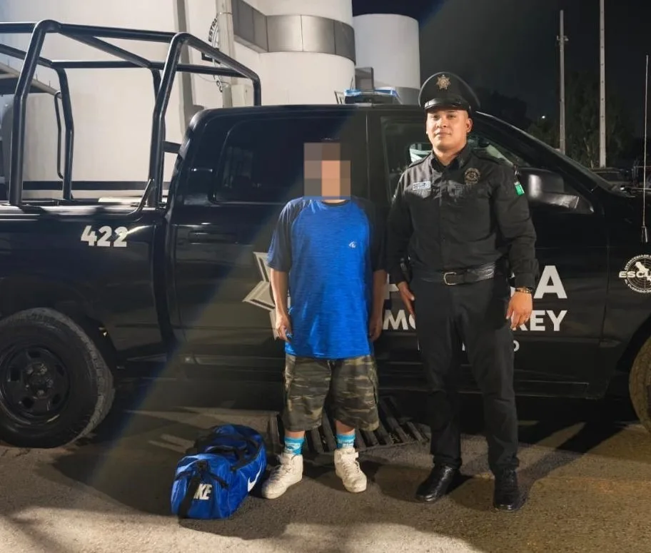 Localizan sano y salvo a joven extraviado en Monterrey