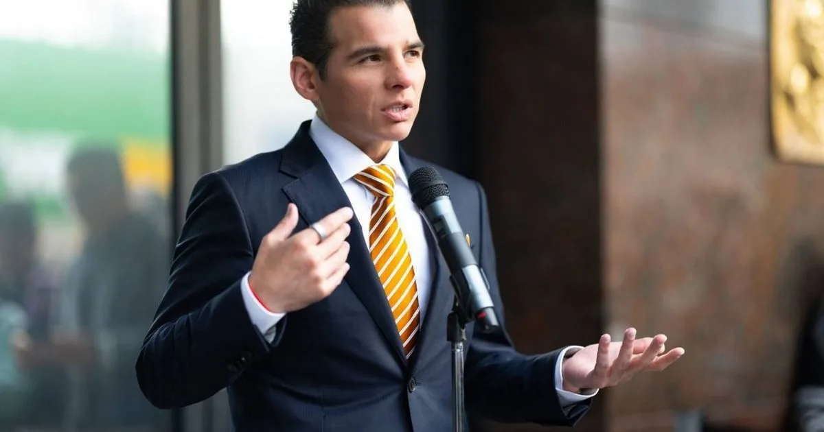 Miguel Flores urge a diputados a dialogar sobre el Presupuesto de Nuevo León