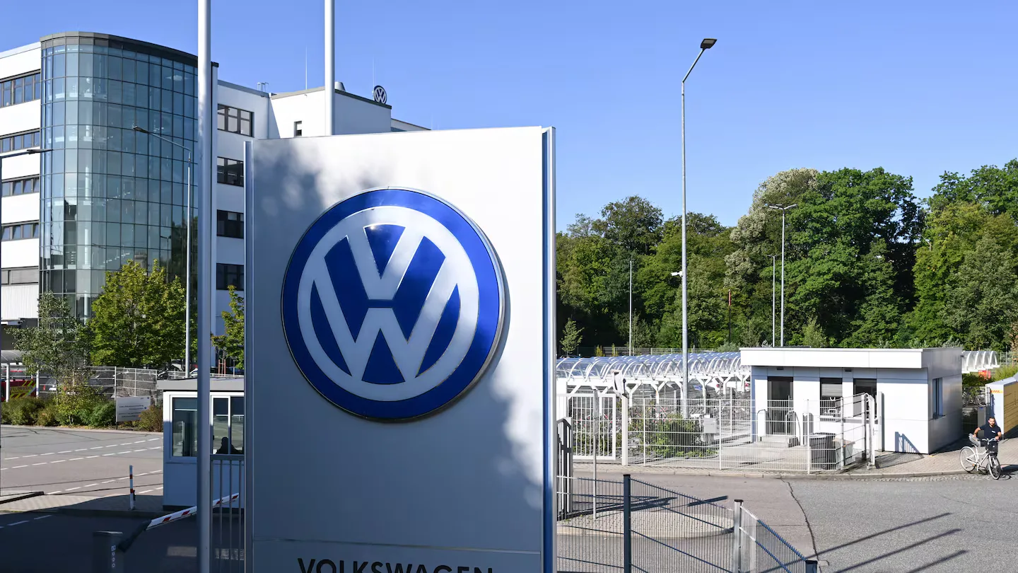 Volkswagen inicia reestructuración global que impacta a trabajadores en México