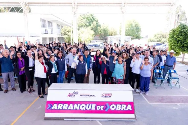 Inicia rehabilitación de sanitarios en la Escuela Secundaria '24 de Febrero'