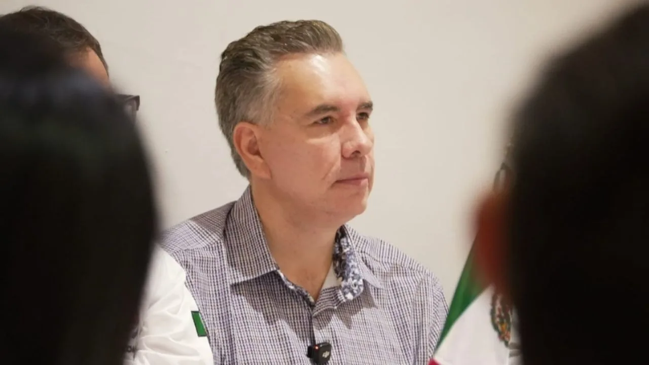 Waldo Fernández denuncia uso electoral de recursos públicos en Nuevo León