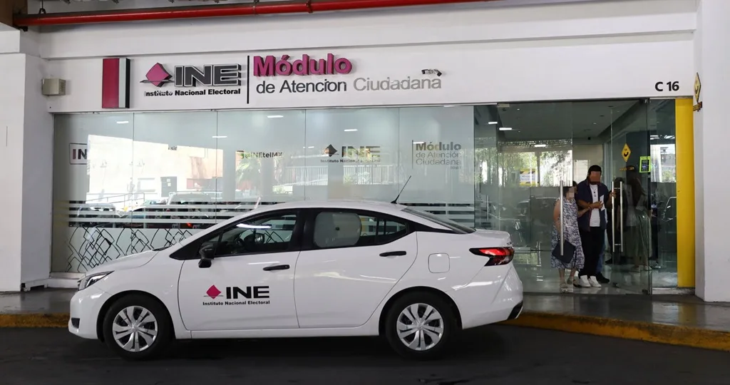 INE Nuevo León llama a renovar credenciales de votar con vigencia 2025