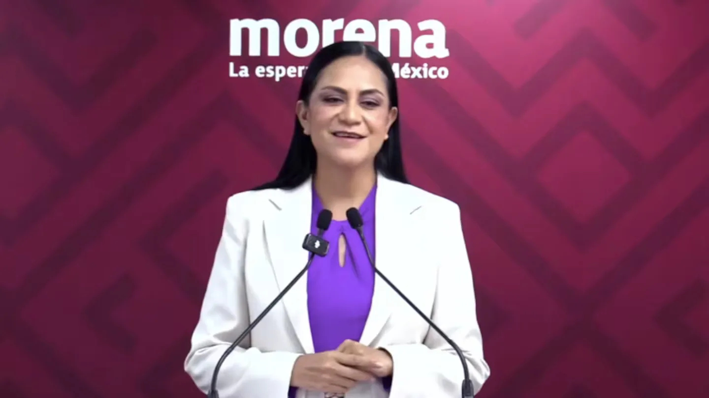 Ariadna Montiel critica alianza entre PRI y PAN en conferencia de prensa