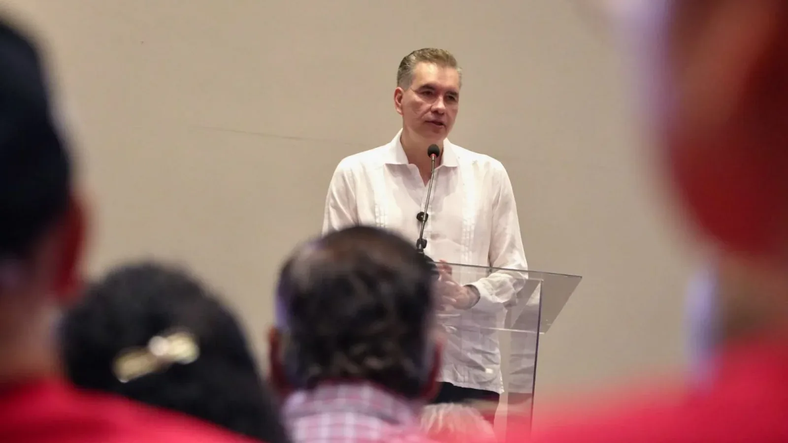 Waldo Fernández critica la falta de transparencia de Movimiento Ciudadano en Nuevo León