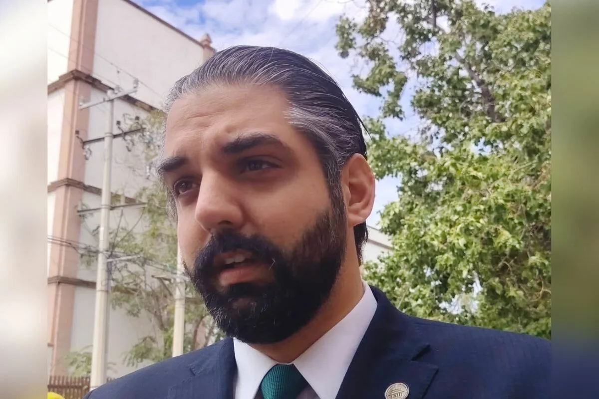 Diputado de Morena exige eliminar pase turístico en Nuevo León por violar libre tránsito