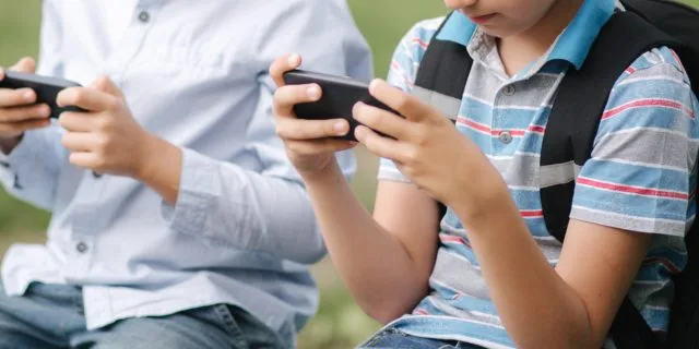 Nuevas reglas para el uso de celulares en escuelas de México
