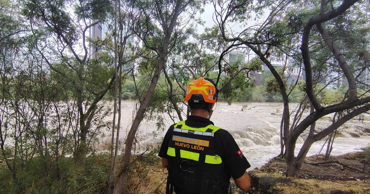 Samuel García pide a la población permanecer en casa por fuertes lluvias en NL
