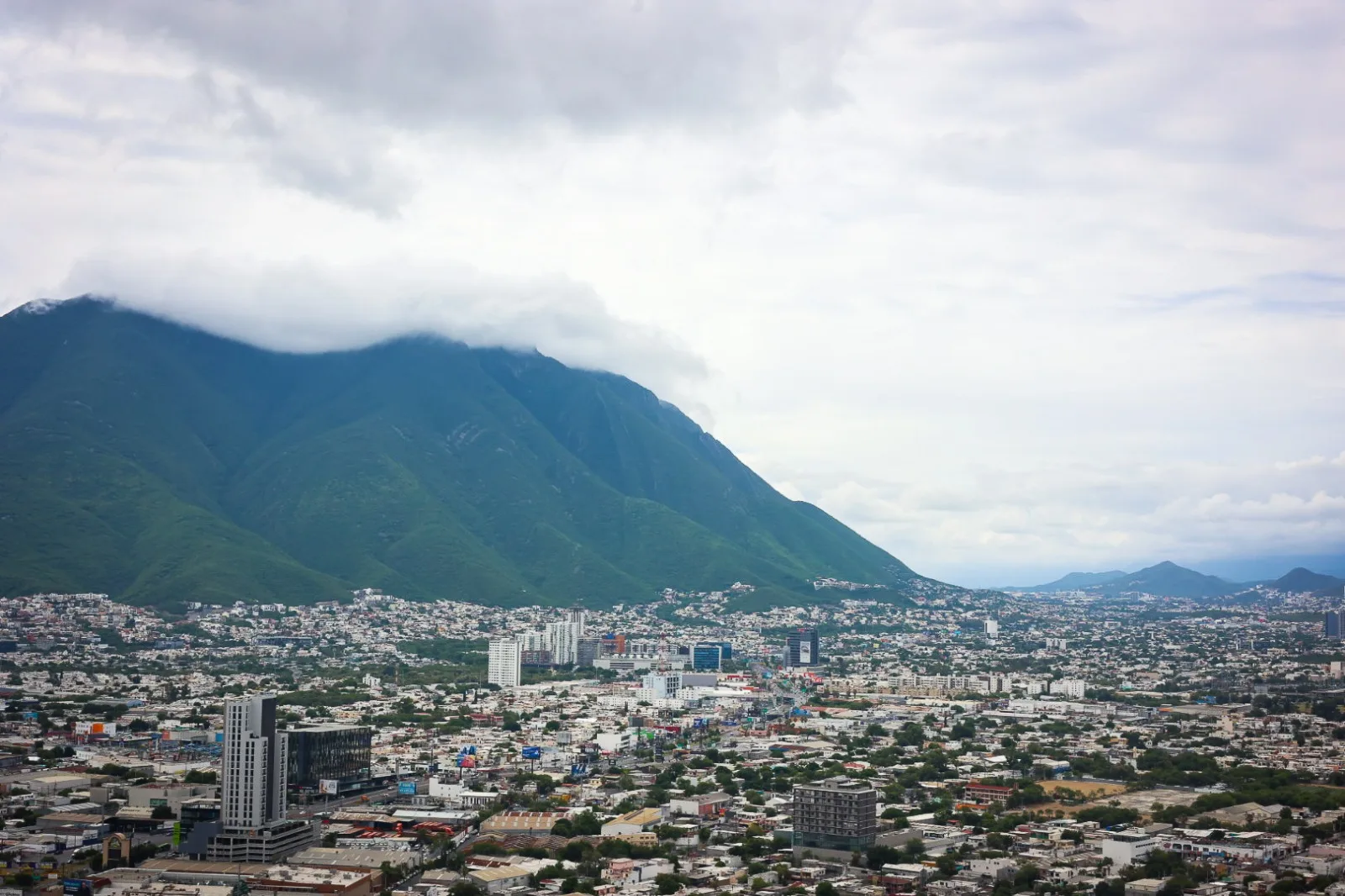 Se esperan lluvias y tormentas eléctricas en Nuevo León este domingo