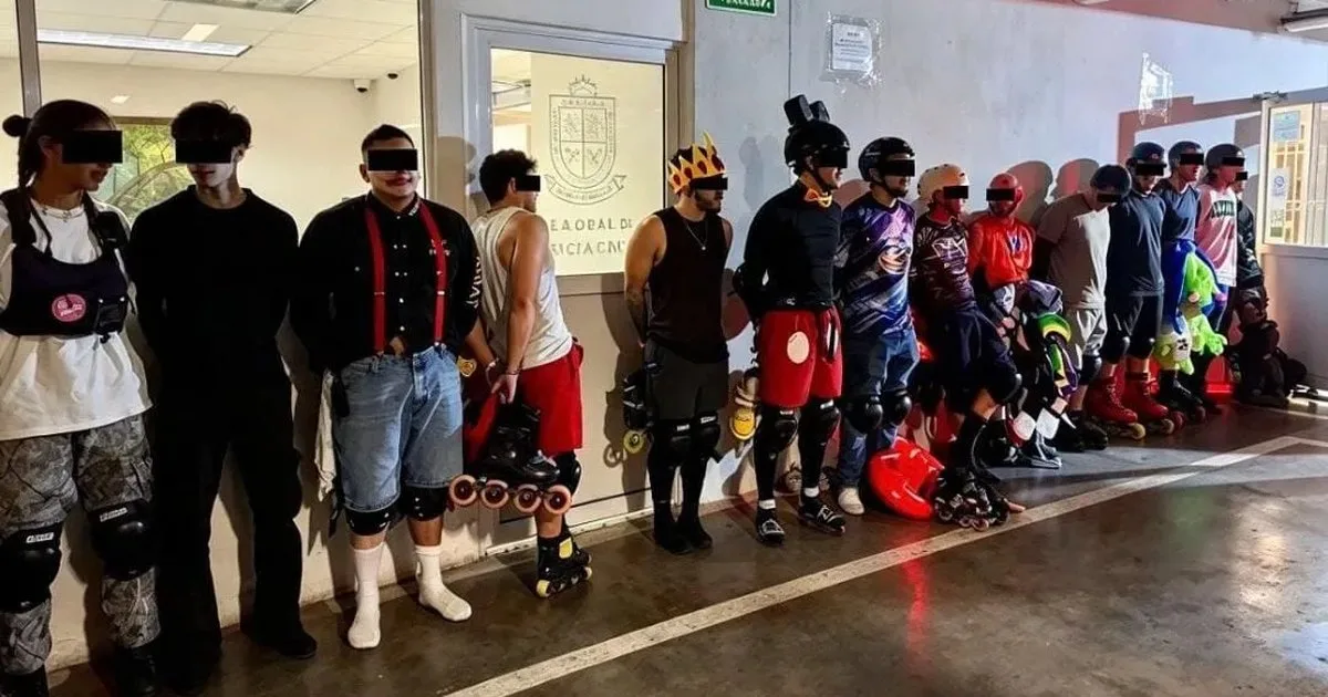 Detienen a 24 patinadores en Garza García con 40 patrullas de policía